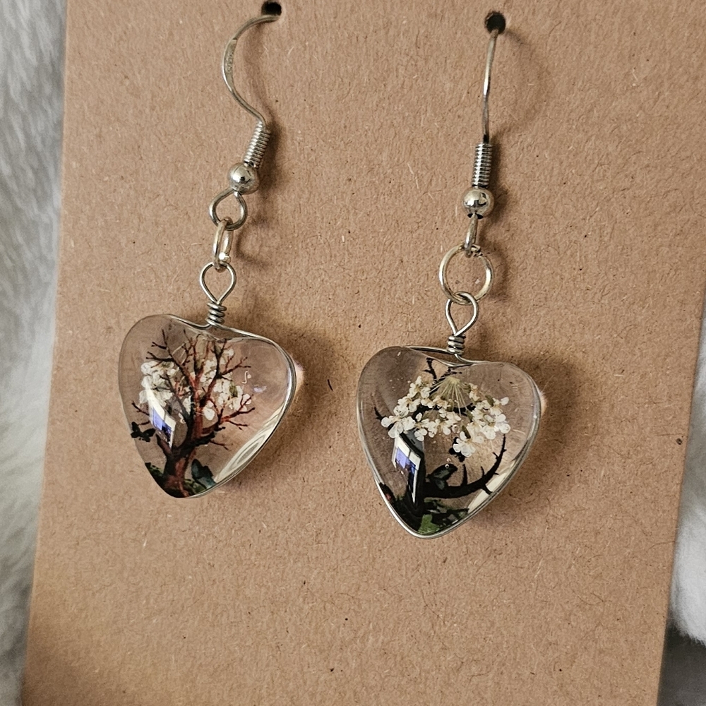 Elegant Tree Design Earrings